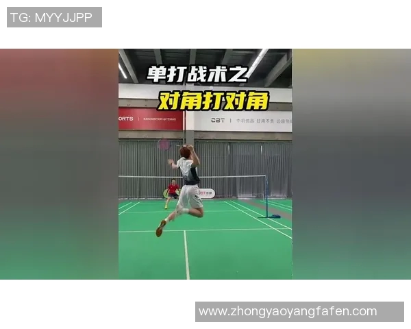 武汉羽毛球队中路突破战术解析与实战应用探讨 武汉羽毛球队中路突破战术解析与实战应用探讨