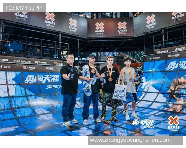 重庆滑板队技术飞跃再创新高引领全国滑板运动新潮流