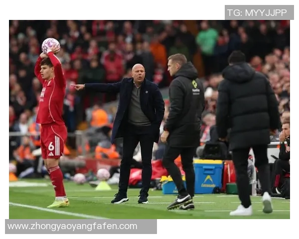 在线直播曼联对阵利物浦英超巅峰对决精彩瞬间全程回顾 在线直播曼联对阵利物浦英超巅峰对决精彩瞬间全程回顾