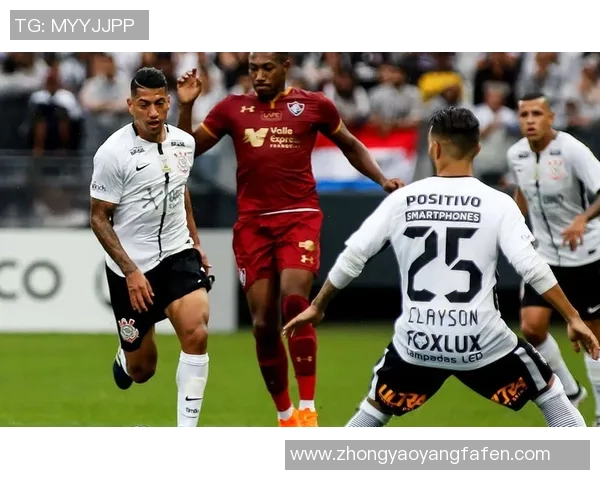 基普迪纳摩与根特的激烈对决揭示了欧洲足球的竞争魅力与战术智慧