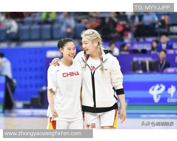 广东女篮与八一女篮激战正酣精彩对决引发球迷热烈关注与期待