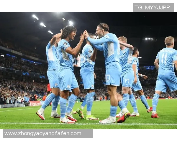 曼城主场迎战贺芬咸争夺英超积分榜重要位置的激烈对决