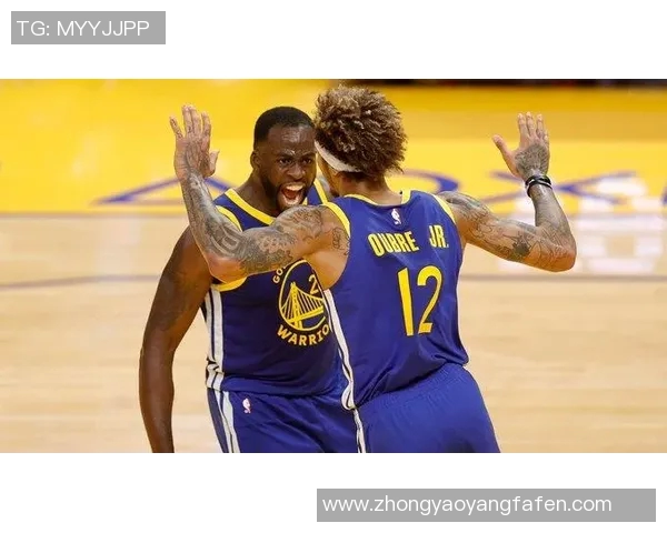 活塞队创历史28连败主帅辞职球员泪洒更衣室情景令人心痛