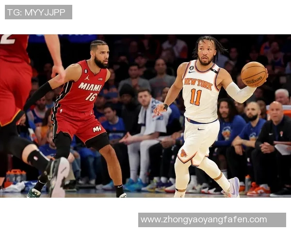 热火与尼克斯激战正酣数字背后的精彩故事与赛季影响分析 热火与尼克斯激战正酣数字背后的精彩故事与赛季影响分析