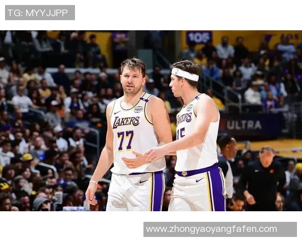 热火湖人激战正酣视频直播带你感受NBA巅峰对决的魅力与激情