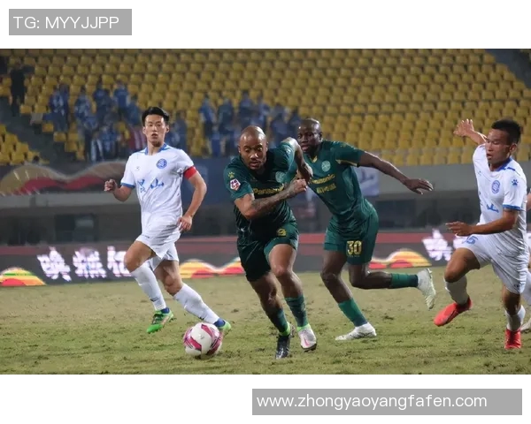 绿城与卓尔激战正酣比分悬念迭起引发球迷热议