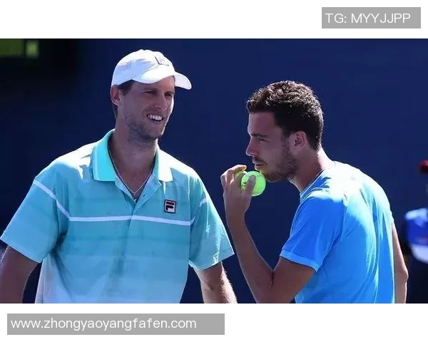 费德勒与塞皮激战再续网球传奇谁能在这场对决中笑到最后