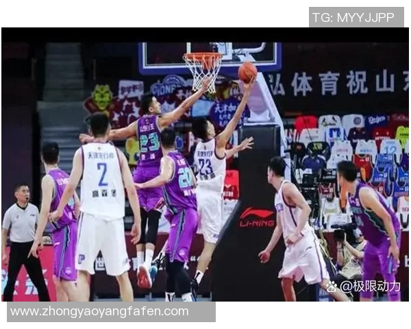 重庆篮球队奋斗历程的真实记录与荣耀追寻