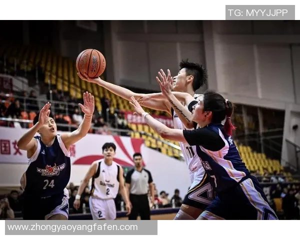 2017年CBA新疆队与北京队激战回顾精彩瞬间与赛季影响分析