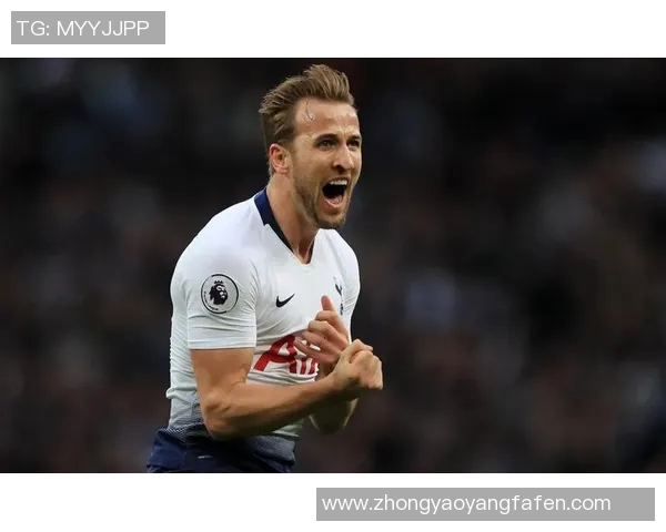 凯恩：从足球天才到战术大师的传奇人生与职业轨迹探讨