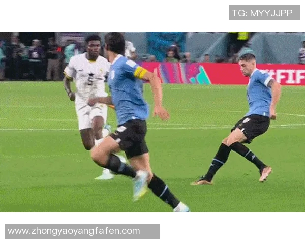 加纳与乌拉圭激战回顾解说精彩瞬间与赛场分析全记录